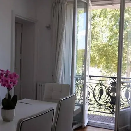 Eiffel Tower Oasis 30M From Eiffel Tower Apartment Paris Exterior photo